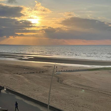 Appartement Vu Sur Mer Cabourg Exterior photo