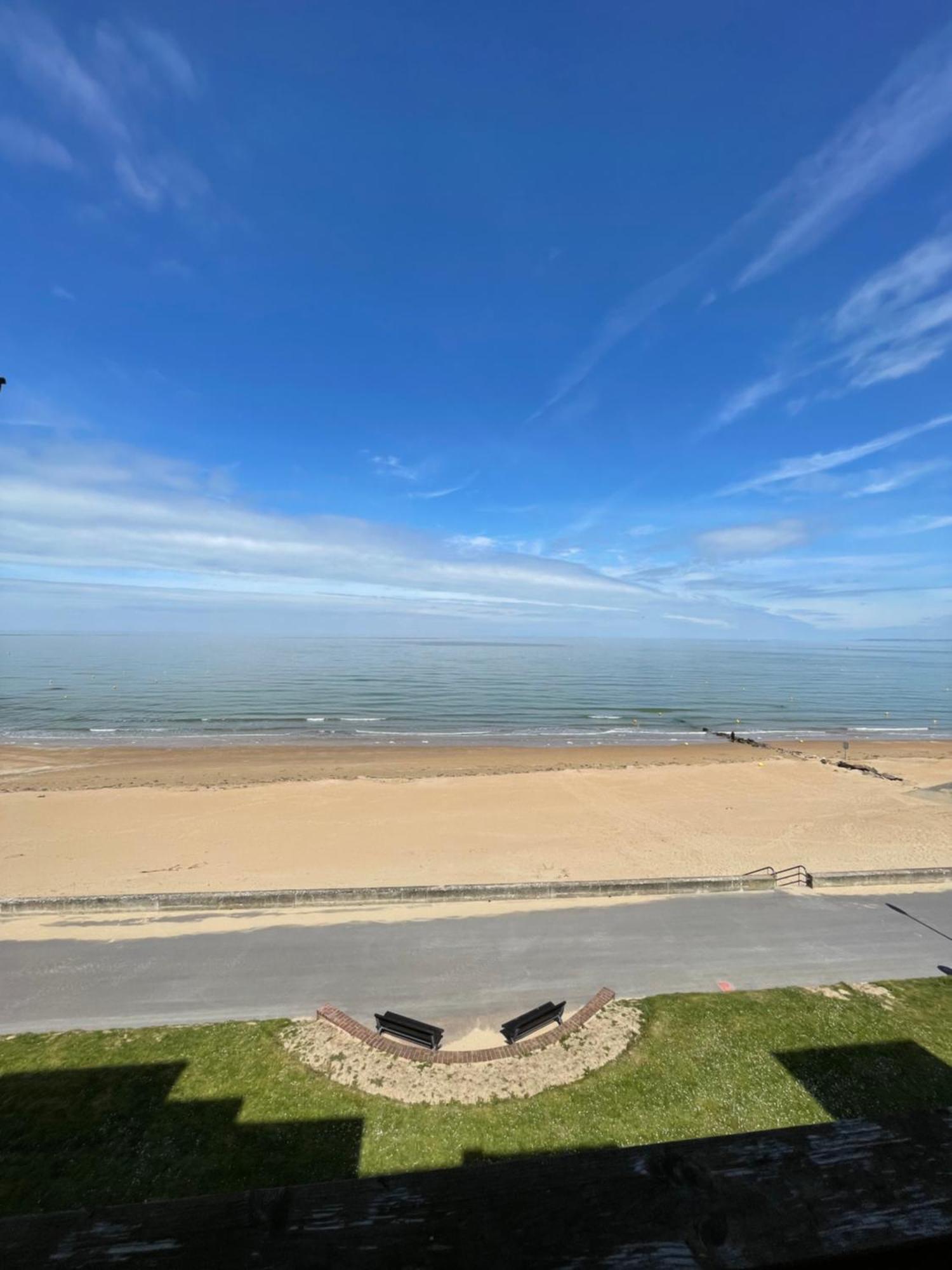 Appartement Vu Sur Mer Cabourg Exterior photo